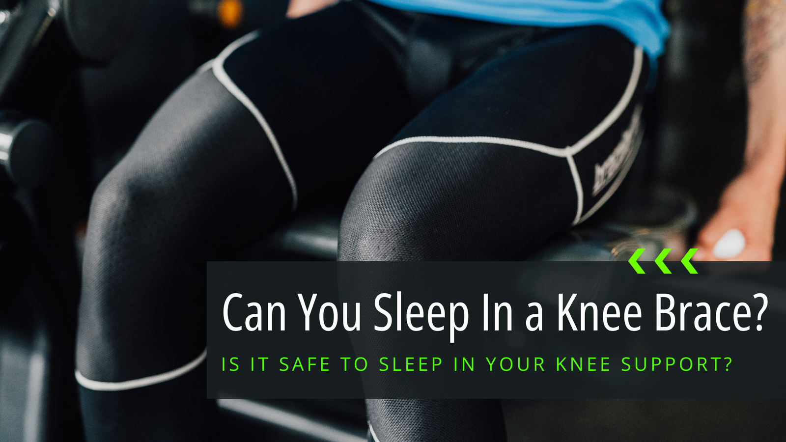 A blog header for Bracelayer's blog on sleeping in knee compression sleeves or knee braces